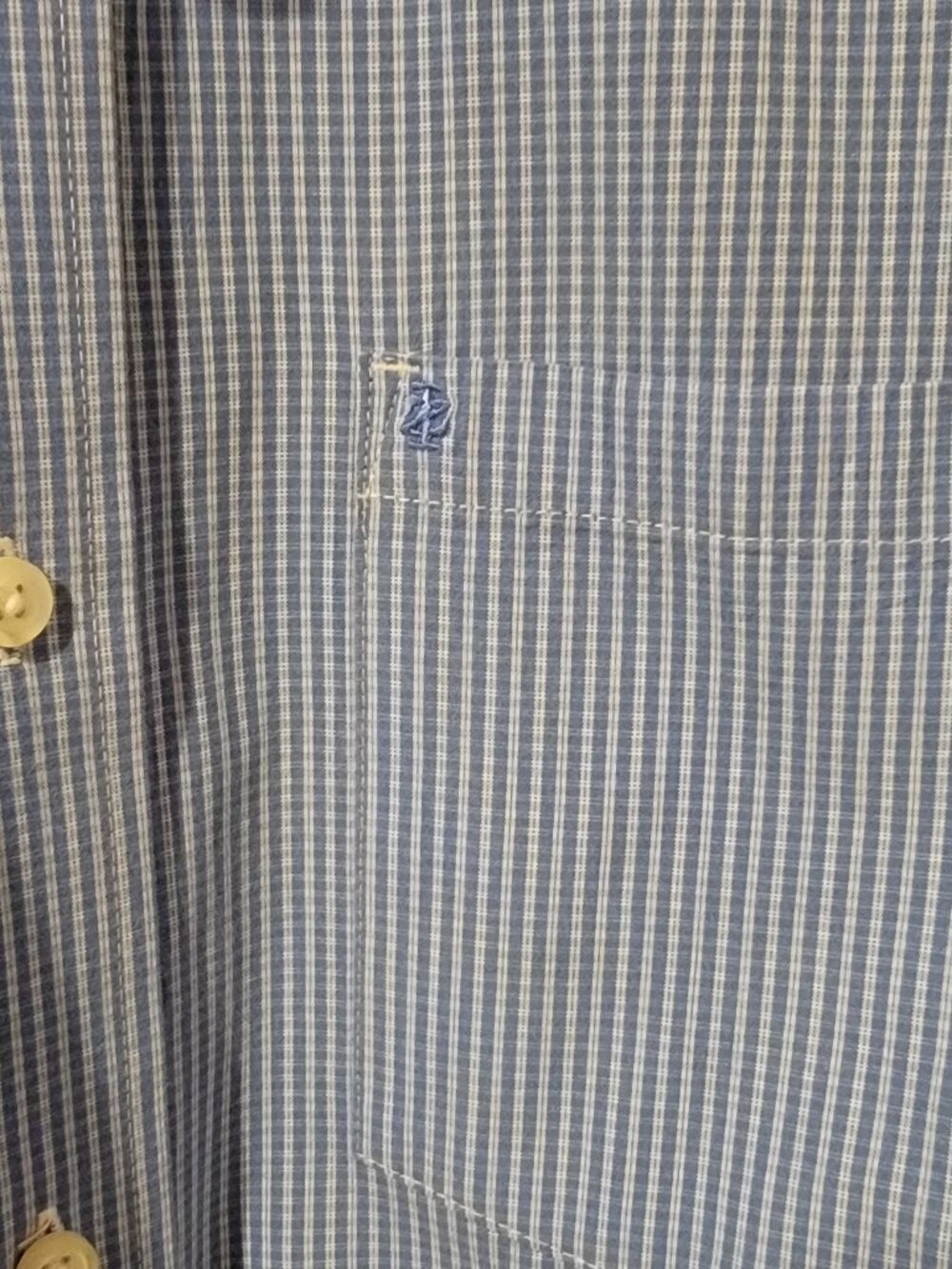 IZOD Blue-Checked Long-Sleeve Button-Down Shirt - Large - Picture 3 of 5
